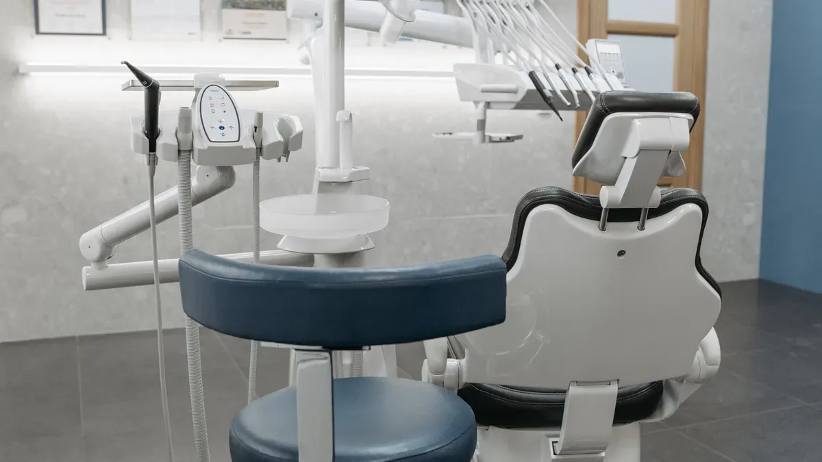 5 Best Dental Cart Choices for Modern Clinics in 2026